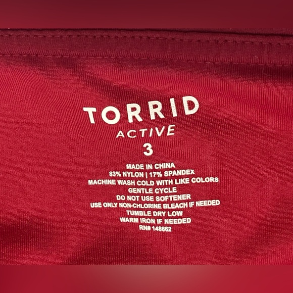 Torrid Active Women's Beautiful Deep Red Leggings with Pockets Size 3 / 3X - Picture 4 of 15